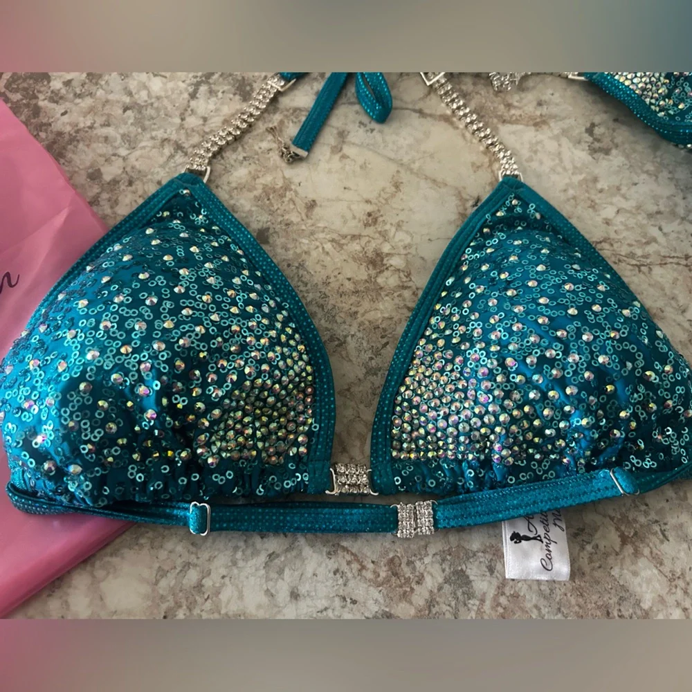 Teal Competition Bikini - Picture 2 of 6